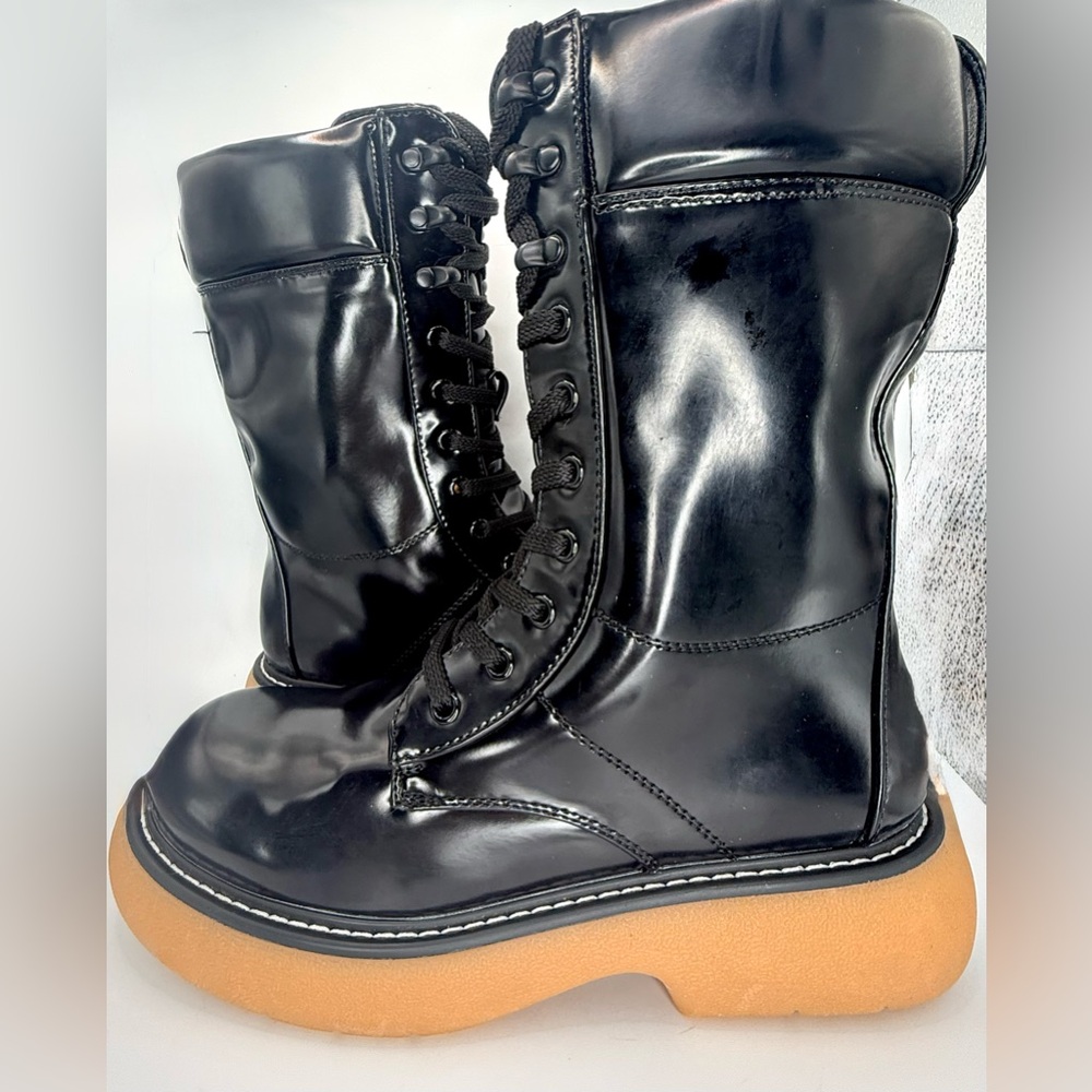 NEW Dream Pairs Black Lace-Up Combat Boots Gum Sole Women’s Size 9